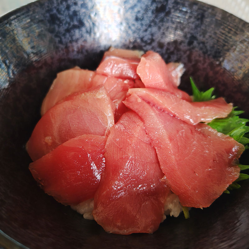 マグロ丼